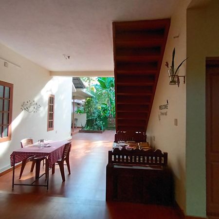 Ivory Coaste Hotell Kannur Exteriör bild