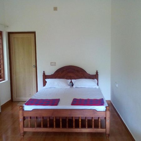 Ivory Coaste Hotell Kannur Exteriör bild