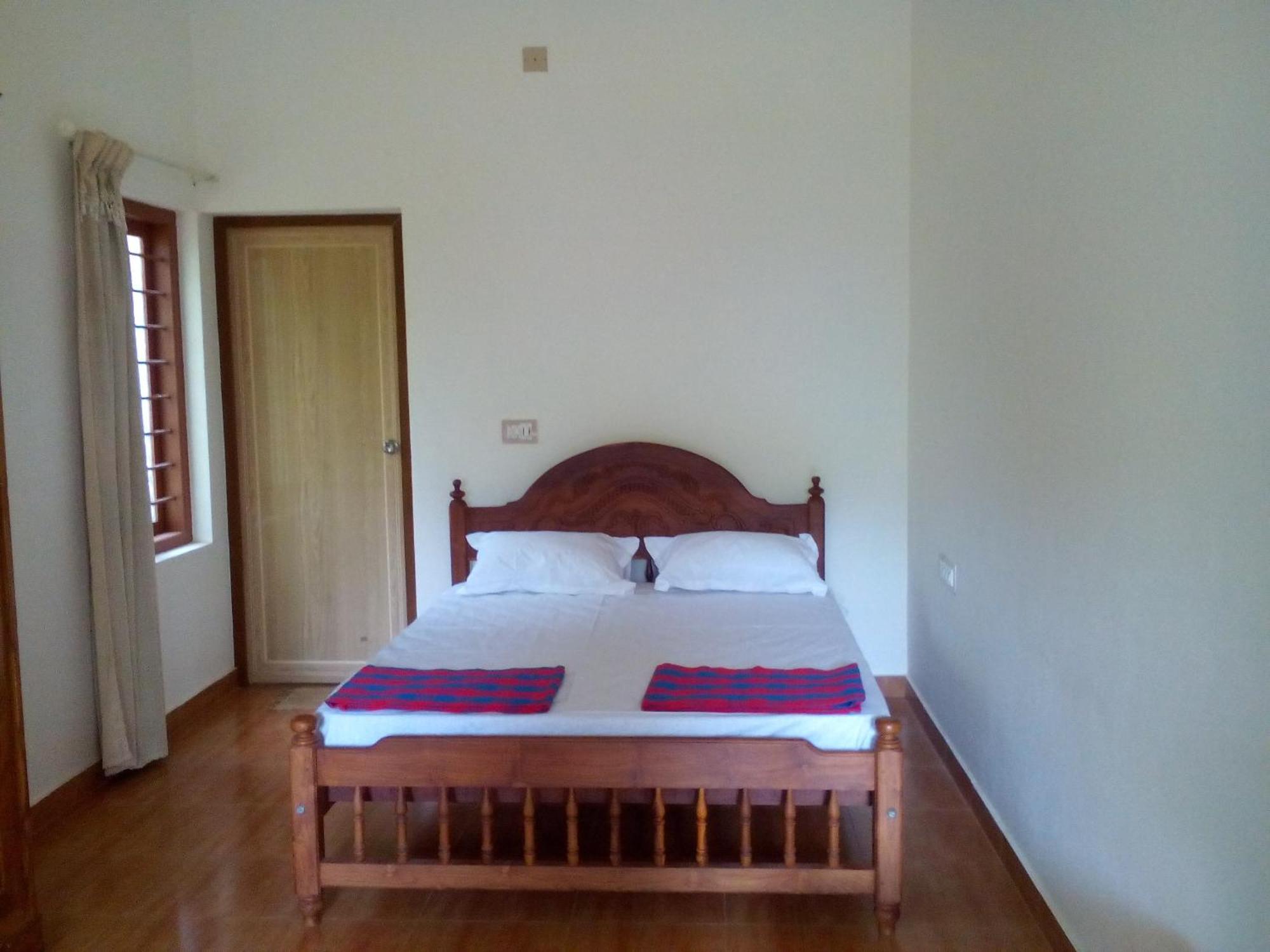 Ivory Coaste Hotell Kannur Exteriör bild